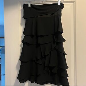 WOMENS BCBG TIERED RUFFLED MINI STRAPLESS DRESS size 4. Like new